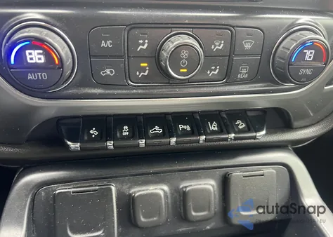 2015 Chevrolet Silverado 1500 2Lz z USA, uszkodzony, nr VIN 3GCUKSEC2FG455754